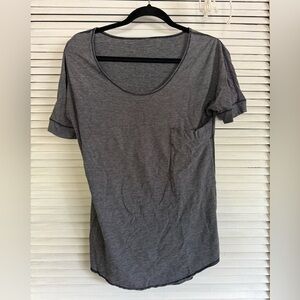 Lululemon baggy tee